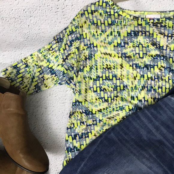 Irma XXS Lularoe - Picture 1 of 2
